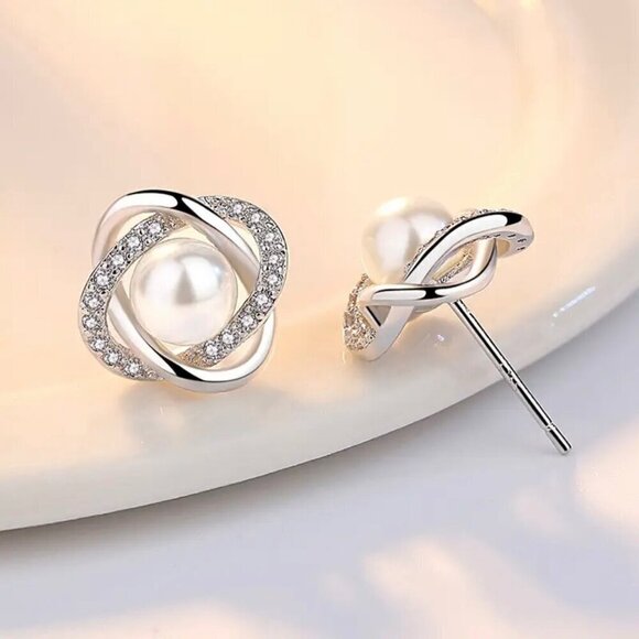 NWT S925 Silver Cubic Zirconia White Pearl Dainty Stud Earrings - Picture 6 of 10